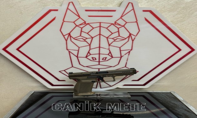 CANİK METE